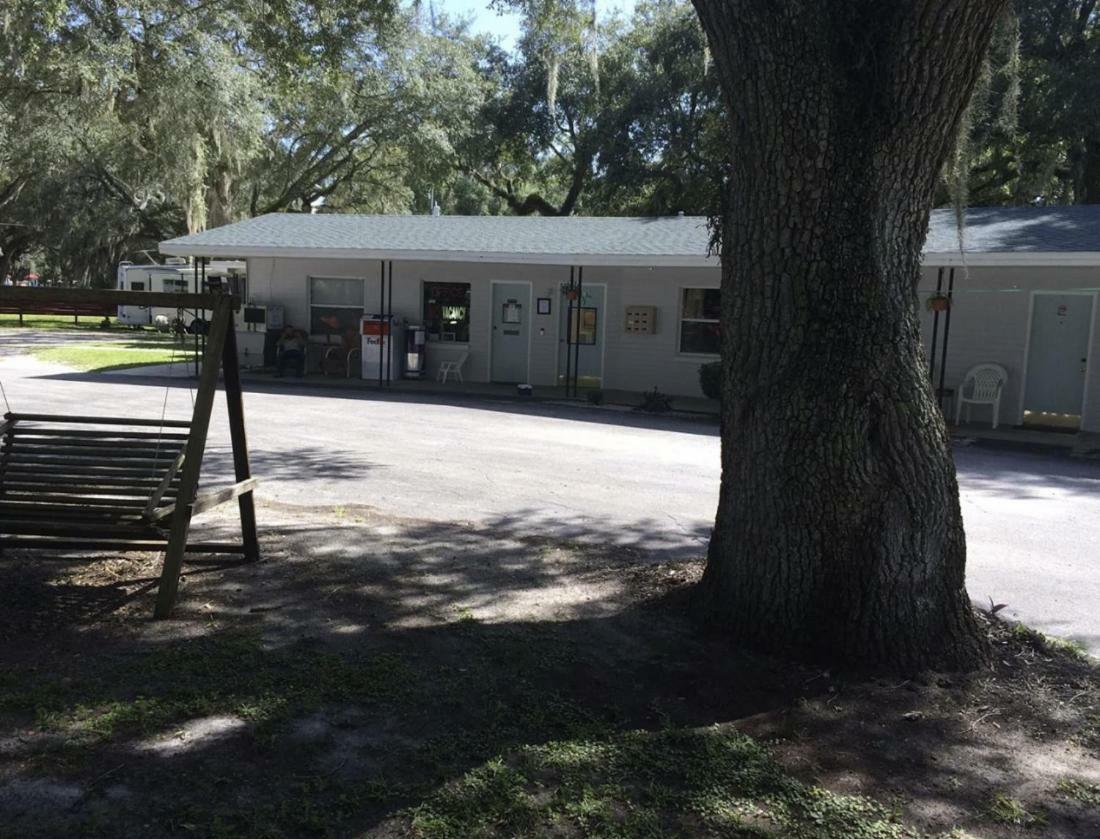 Cindy'S Motel & Rv Park Mayo Dış mekan fotoğraf
